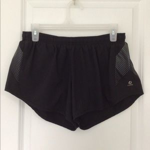 Oiselle OG Distance Shorts, size 6. Black.